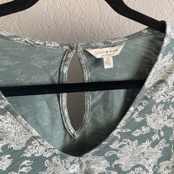 Lucky Brand shirt - Picture 2 of 7